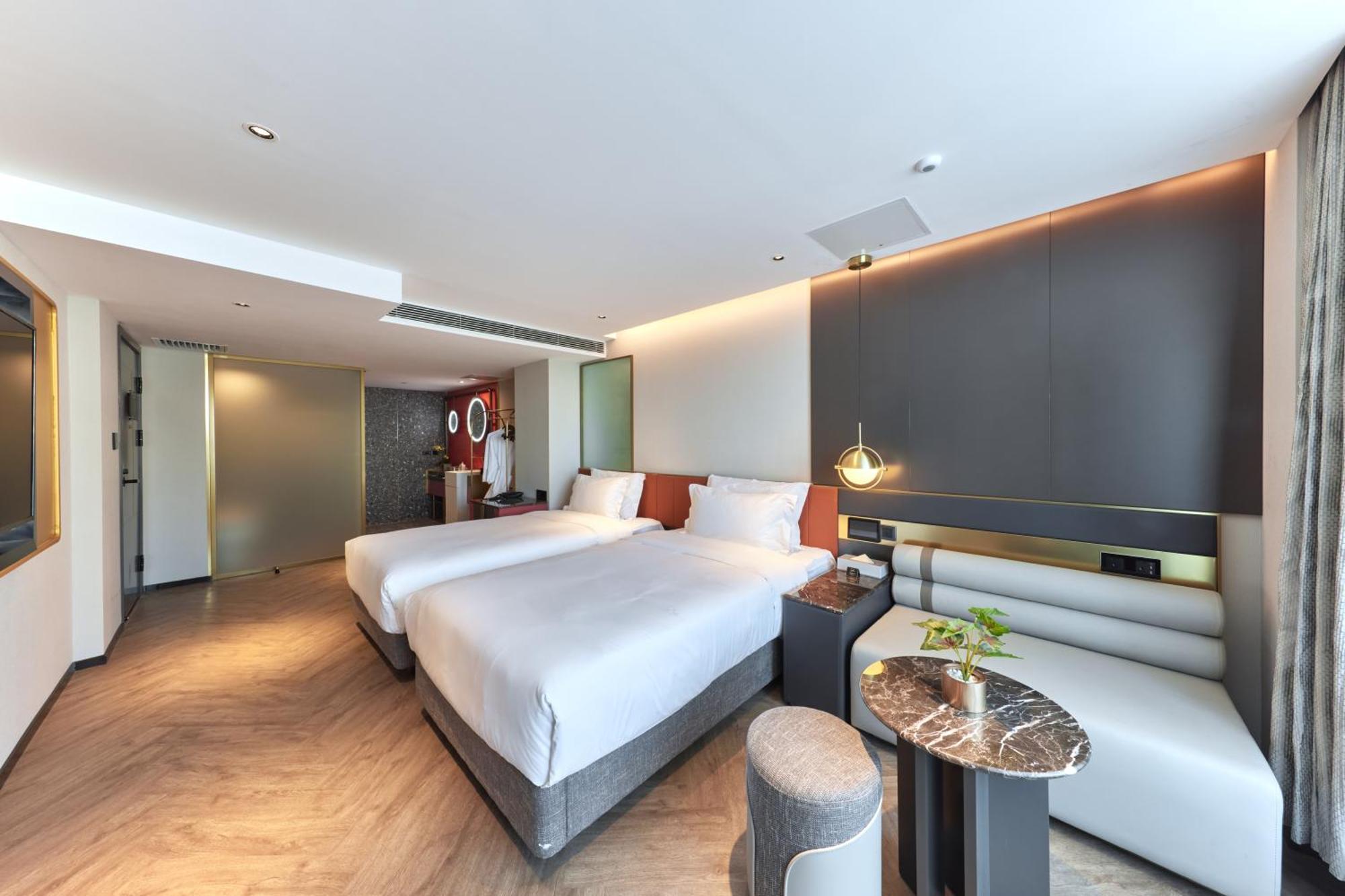 M Hotel - Beijing Tiananmen Square Qianmen Subway Station Exterior photo
